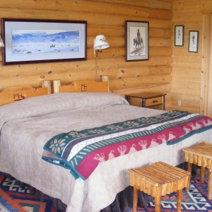 moose-head-ranch-inside-cabin
